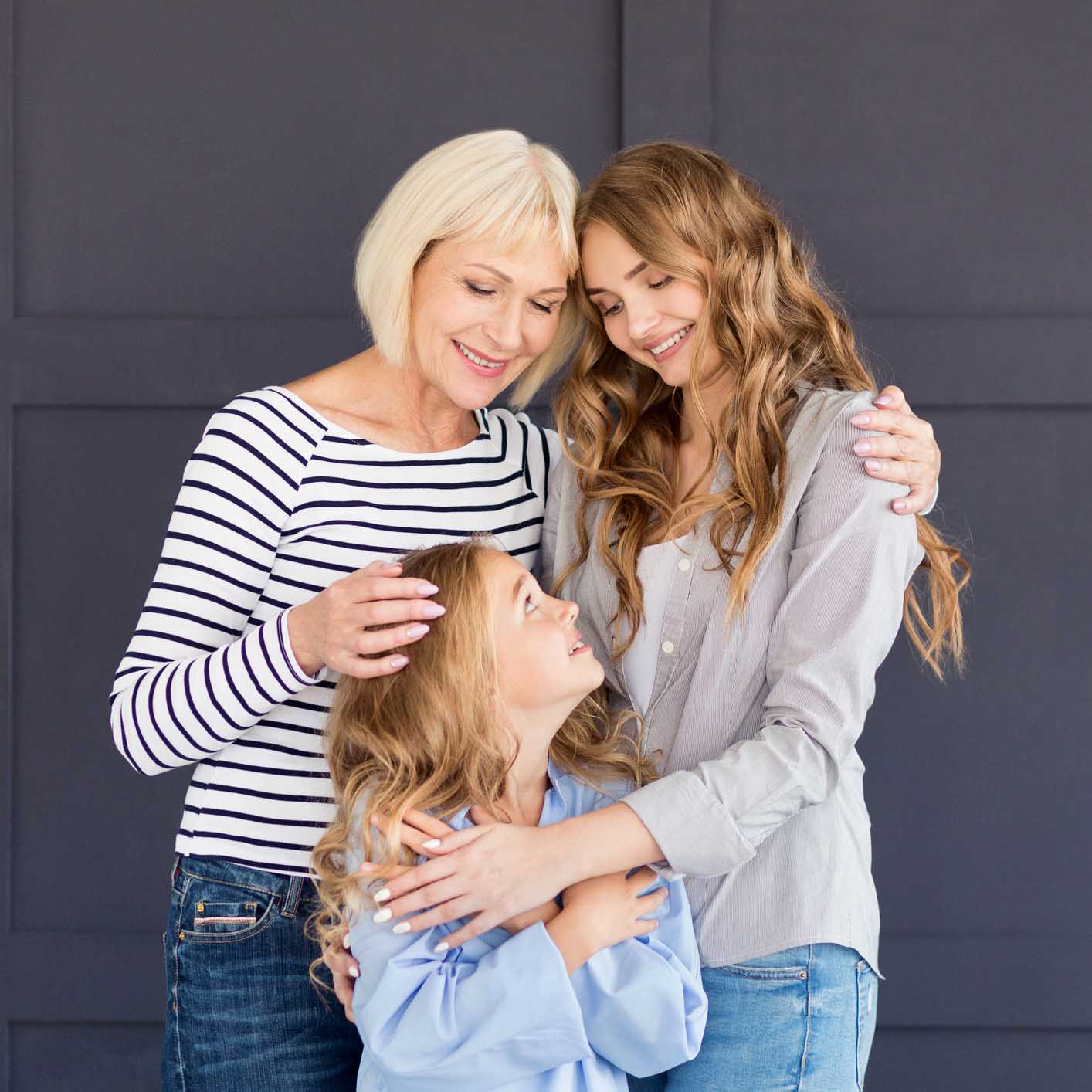 2021 mothers day mom and 2 daughters